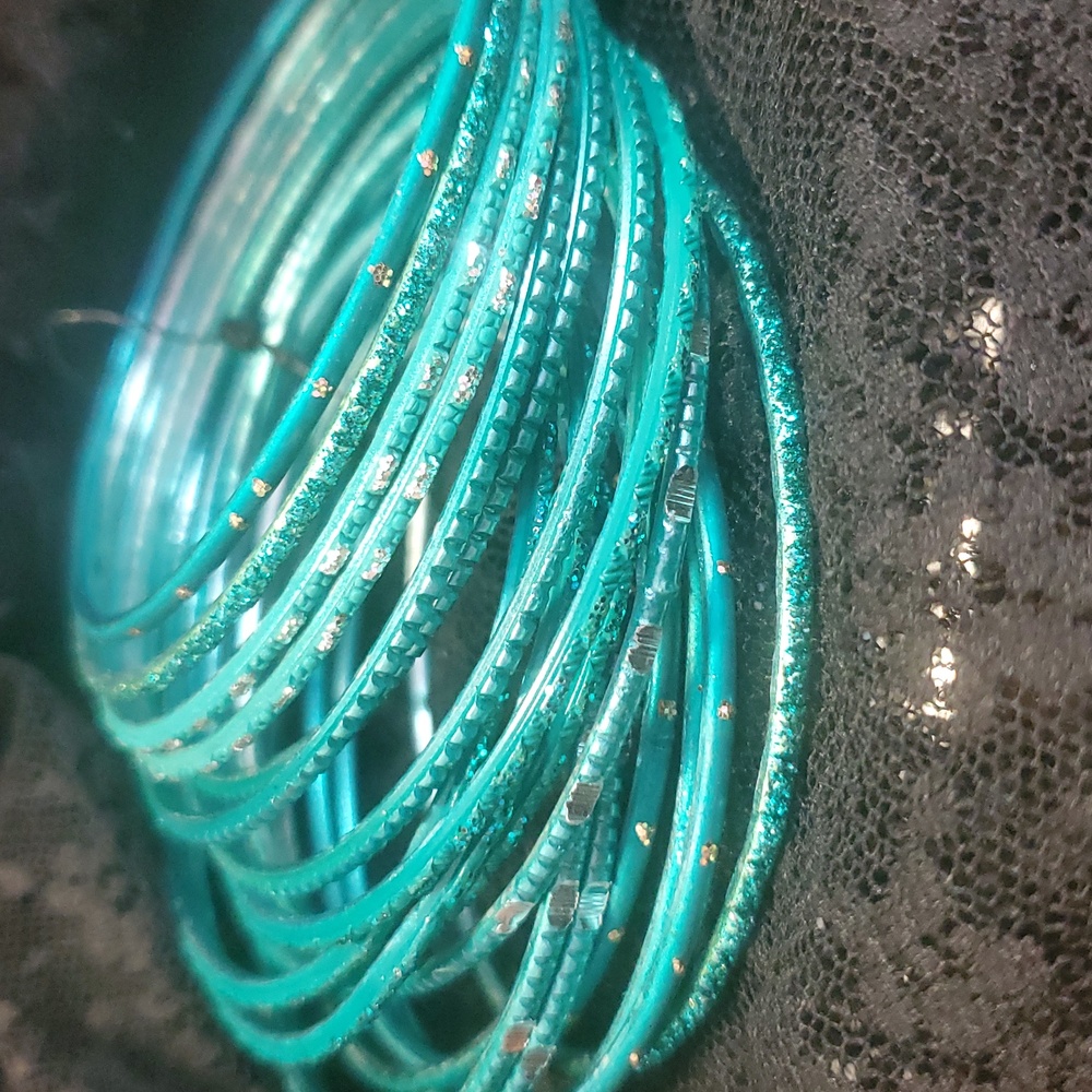 Turquoise Bangle Set - Picture 2 of 3